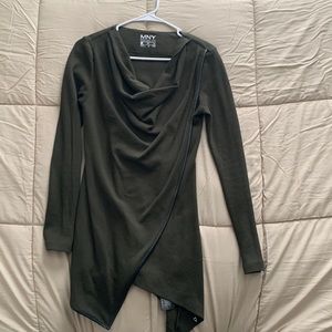 Long-sleeve cowl neck shirt